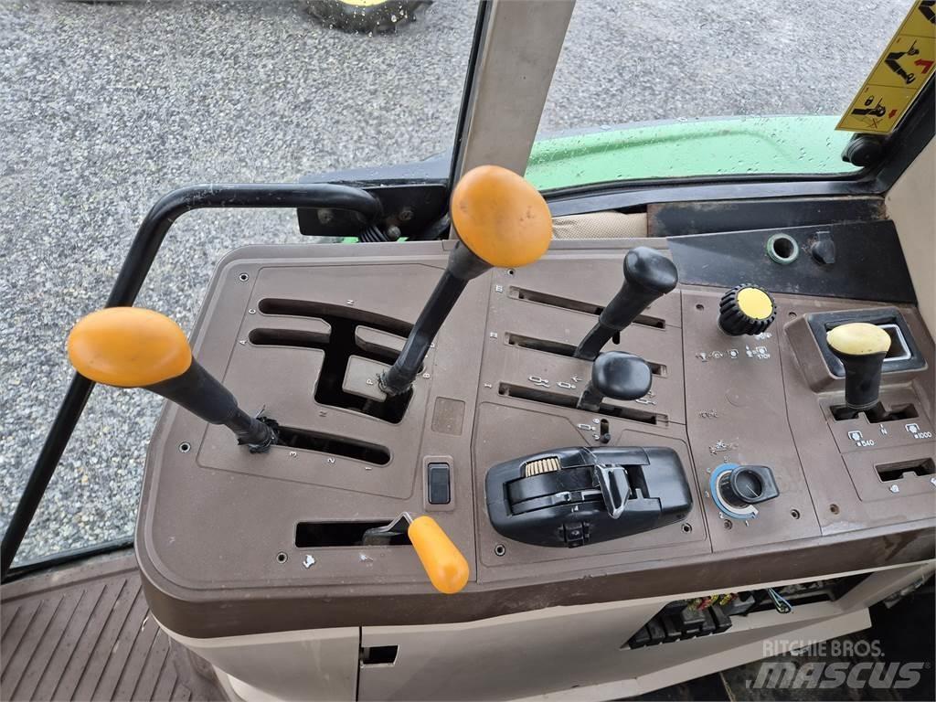 John Deere 6510 トラクター