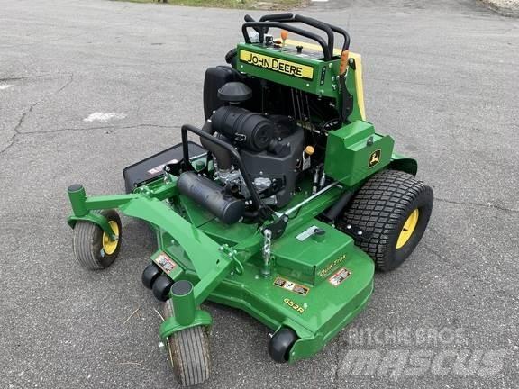 John Deere 652R 乗用・自走モア/芝刈り機