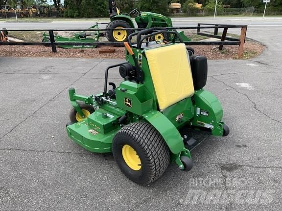 John Deere 652R 乗用・自走モア/芝刈り機