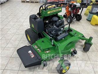 John Deere 661R 乗用・自走モア/芝刈り機