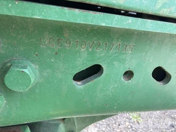 John Deere 6910 トラクター