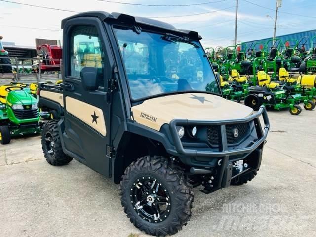 John Deere 835M ユーティリティー機械