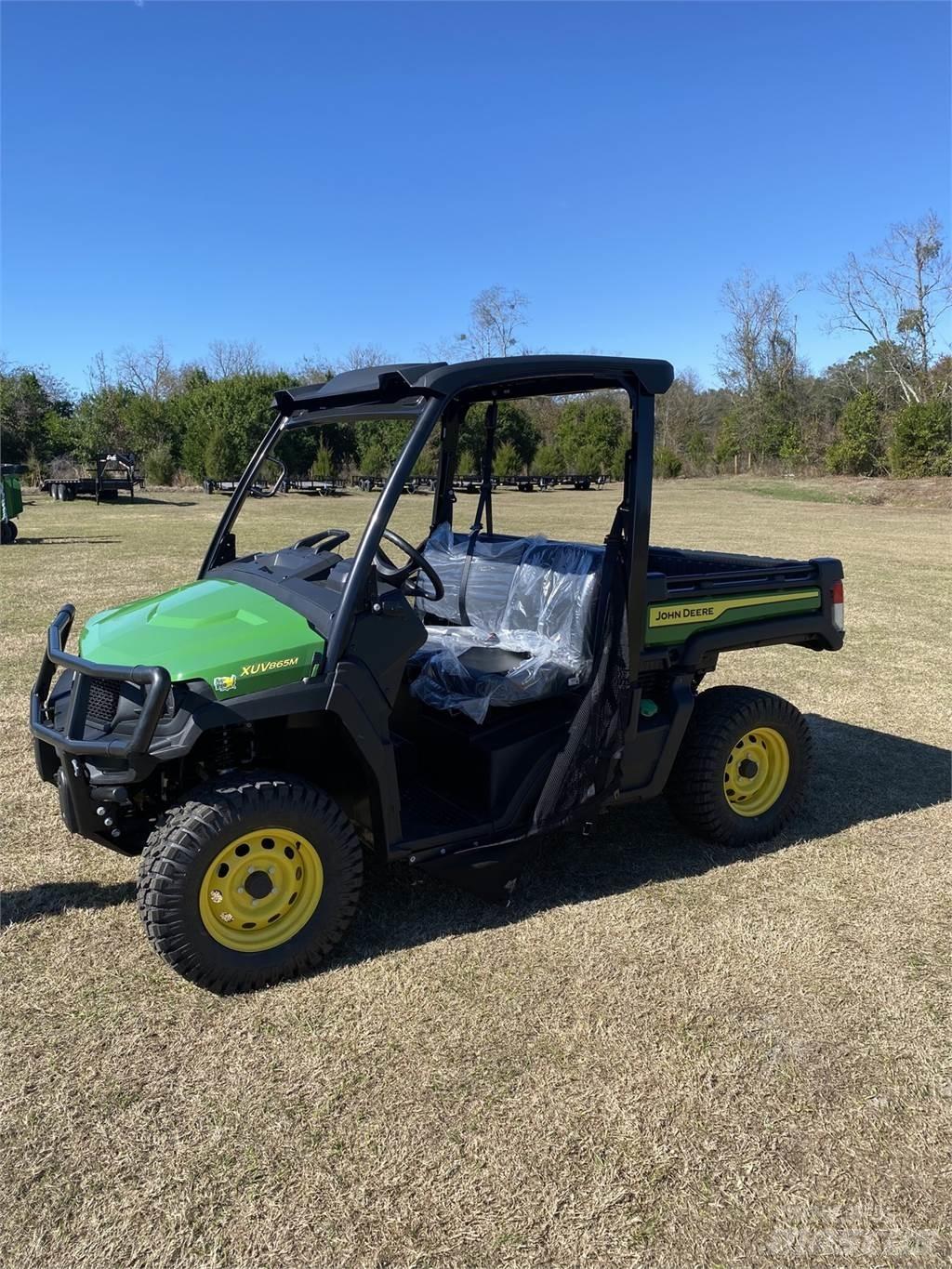 John Deere 865M ユーティリティー機械