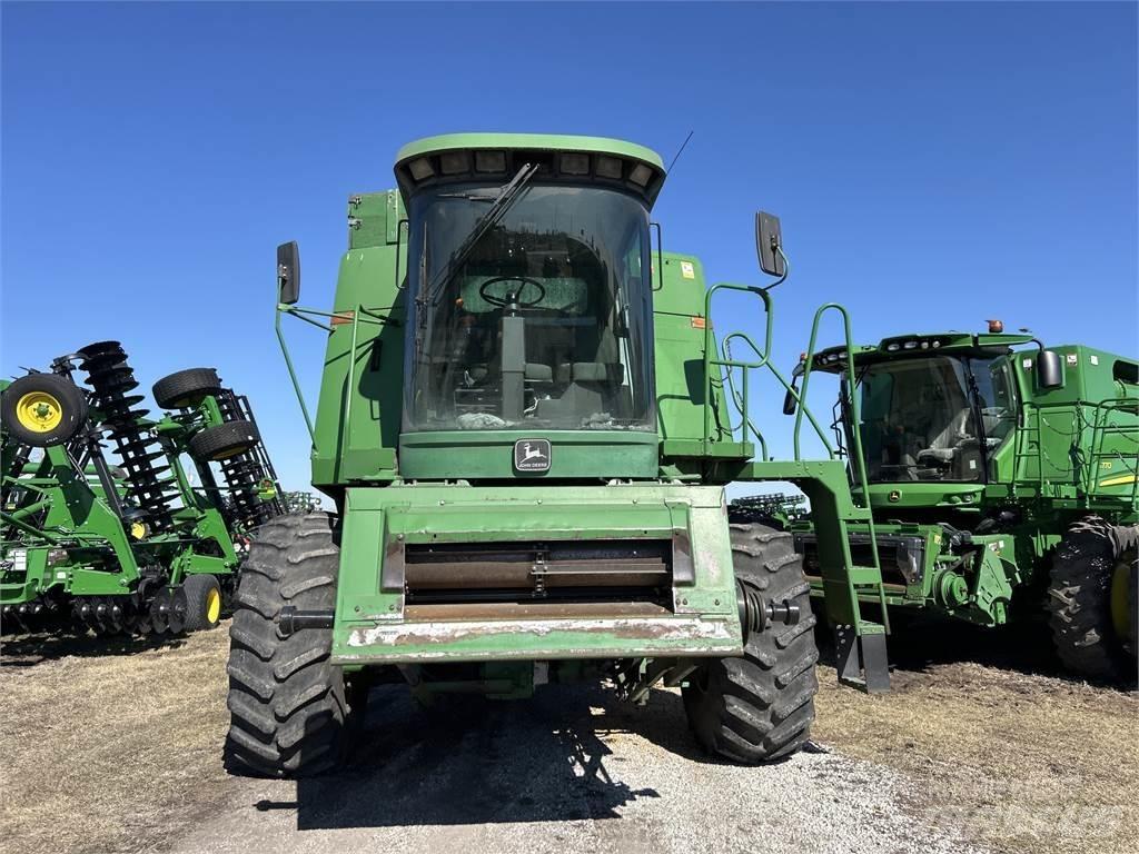 John Deere 9400 コンバイン