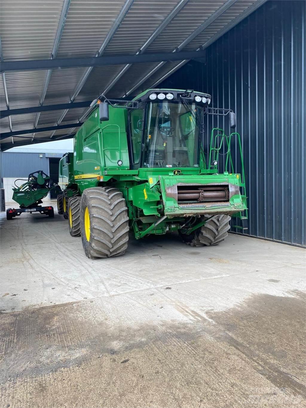John Deere C670 コンバイン