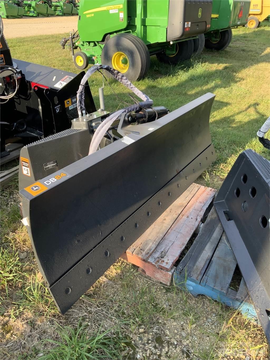 John Deere DB84 建設機械 -　その他