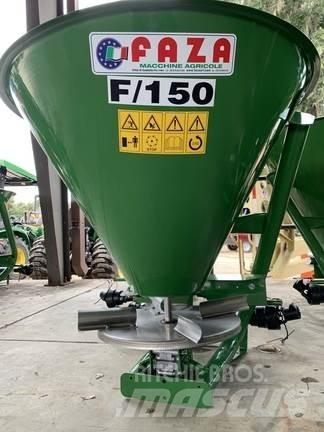 John Deere F/150 ミネラル散布機