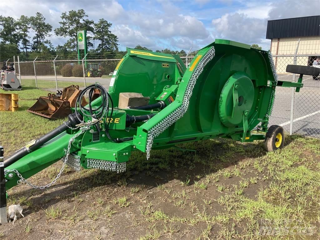 John Deere FC12E ベールシュレッダー、カッター、アンローラー