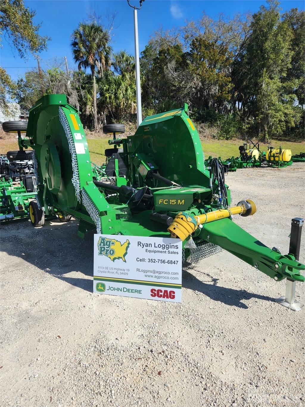 John Deere FC15M ベールシュレッダー、カッター、アンローラー