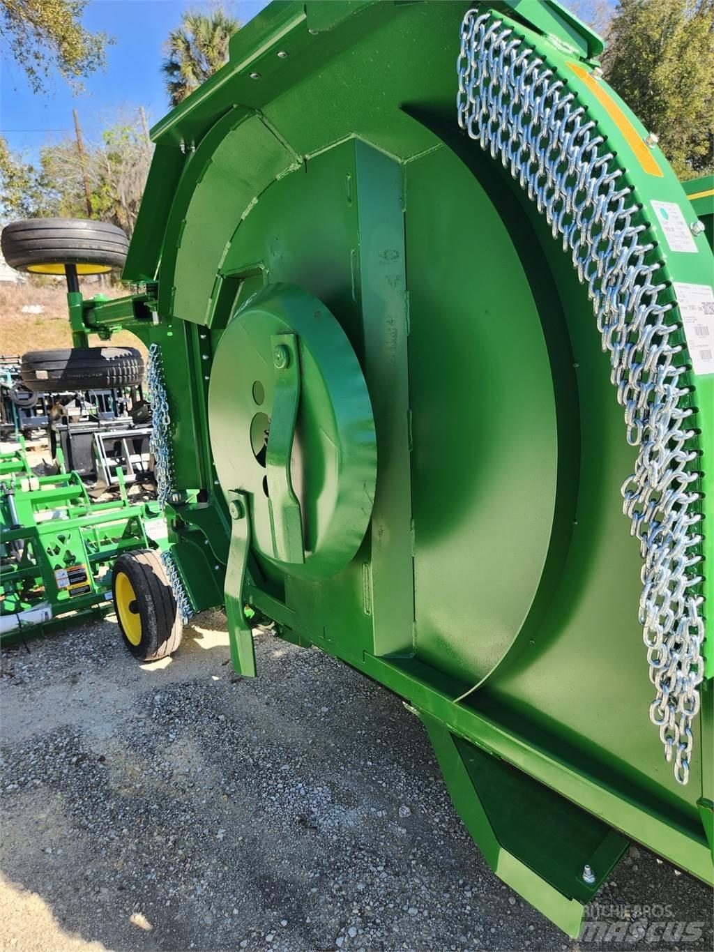 John Deere FC15M ベールシュレッダー、カッター、アンローラー