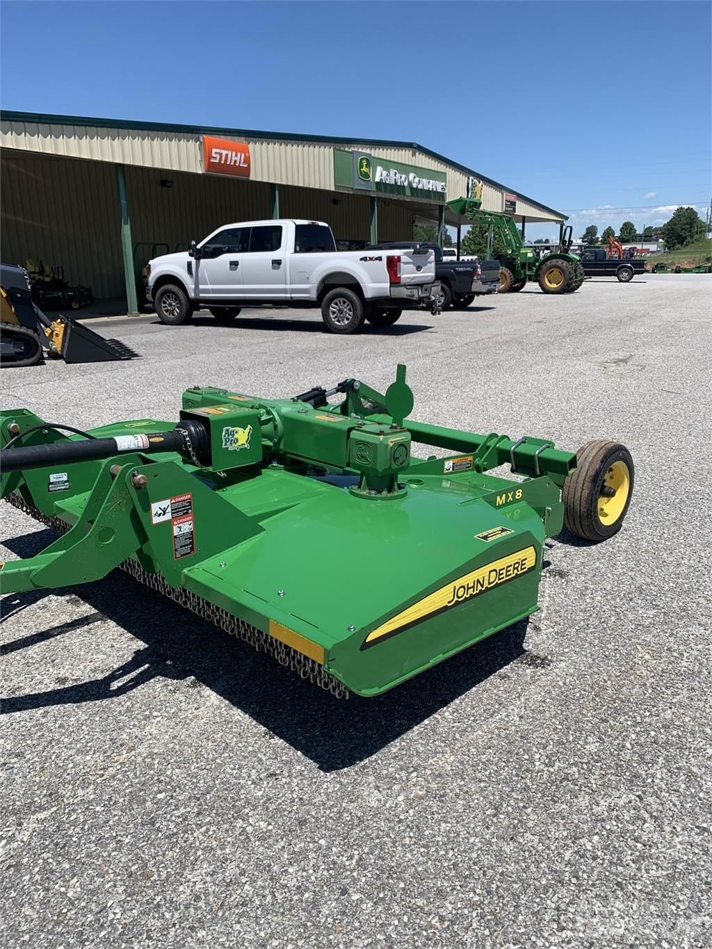 John Deere MX8 ベールシュレッダー、カッター、アンローラー