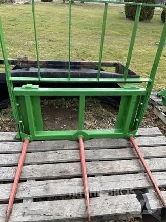 John Deere NA ベールシュレッダー、カッター、アンローラー