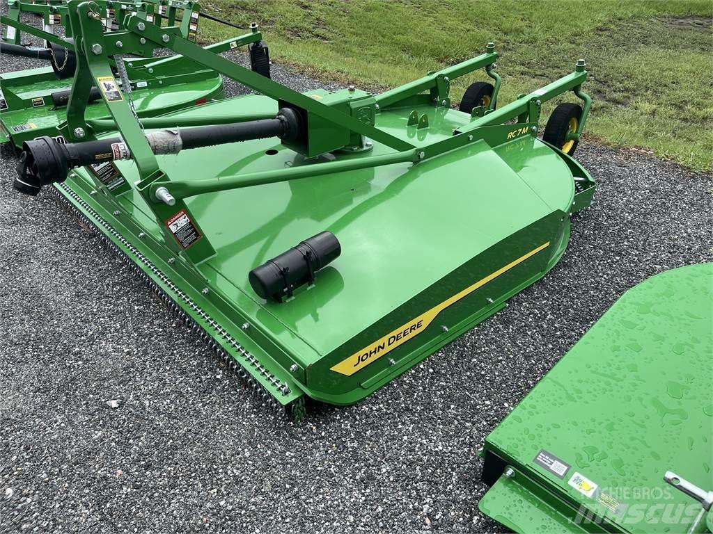 John Deere RC7M ベールシュレッダー、カッター、アンローラー