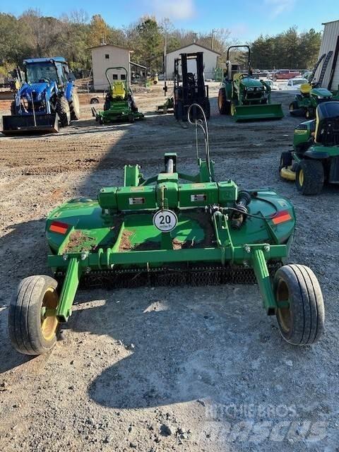 John Deere RC8M ベールシュレッダー、カッター、アンローラー