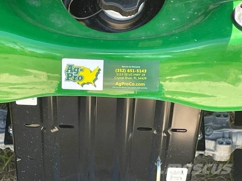 John Deere S100 乗用・自走モア/芝刈り機