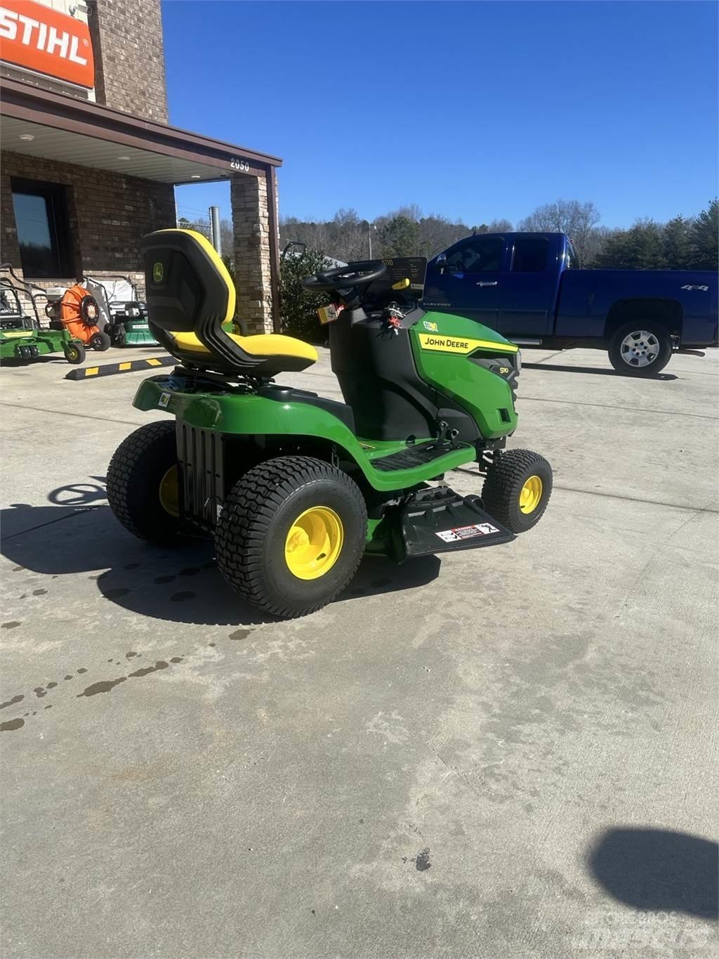 John Deere S110 乗用・自走モア/芝刈り機