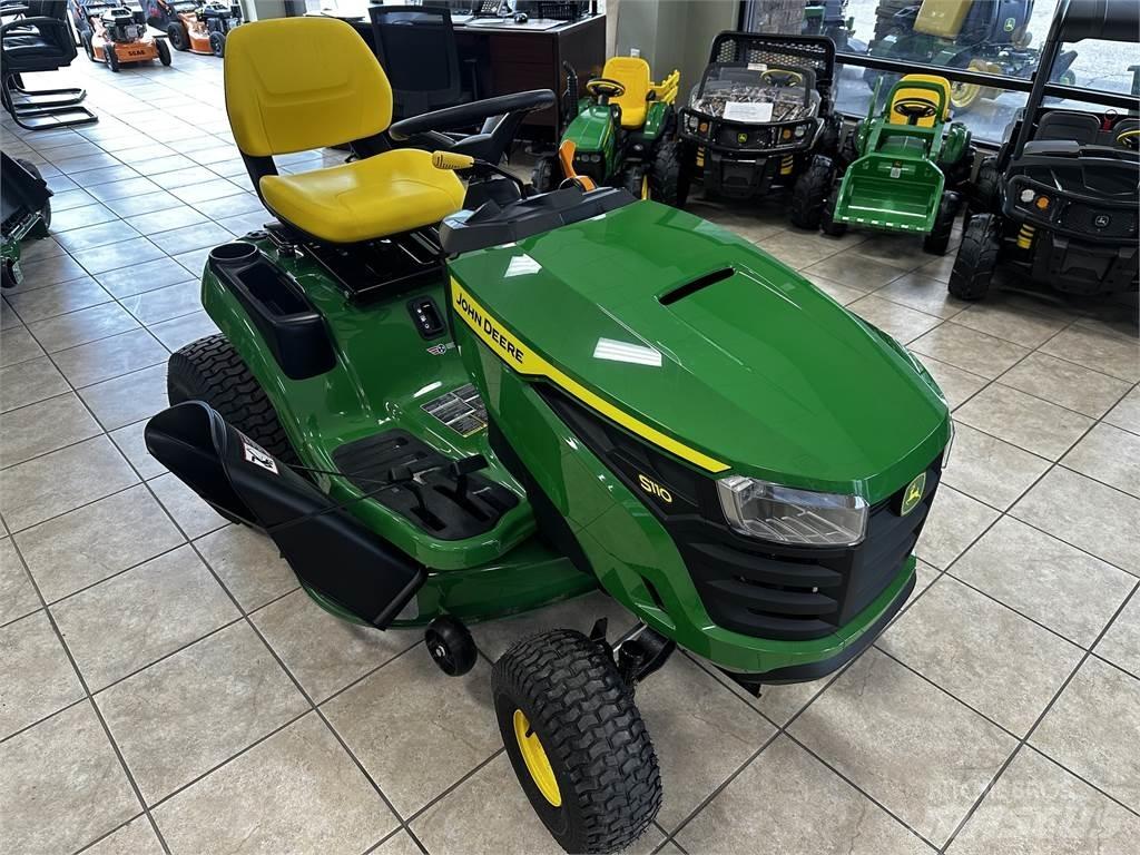 John Deere S110 乗用・自走モア/芝刈り機