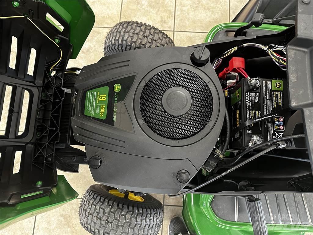John Deere S110 乗用・自走モア/芝刈り機