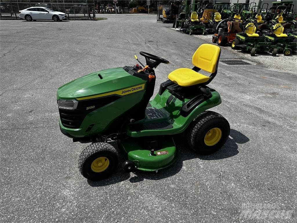 John Deere S120 乗用・自走モア/芝刈り機