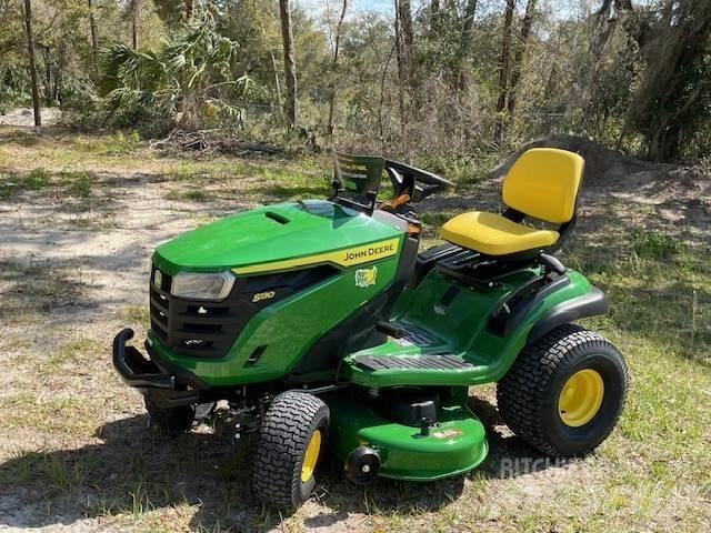John Deere S130 乗用・自走モア/芝刈り機