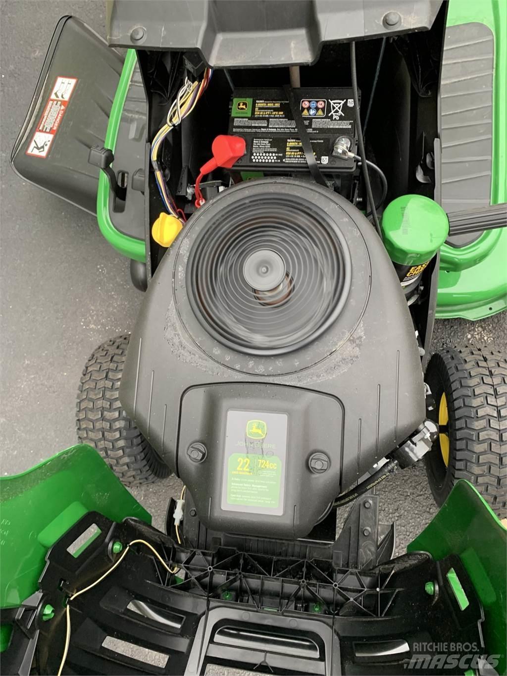 John Deere S130 乗用・自走モア/芝刈り機