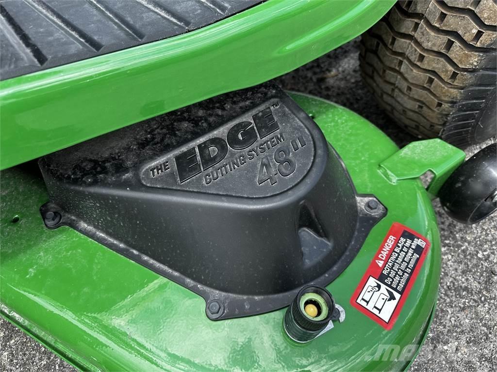 John Deere S140 乗用・自走モア/芝刈り機