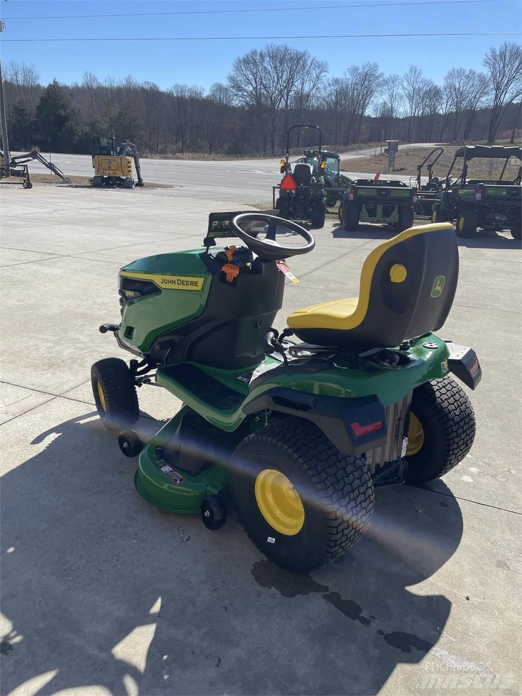 John Deere S160 コンパクトトラクター