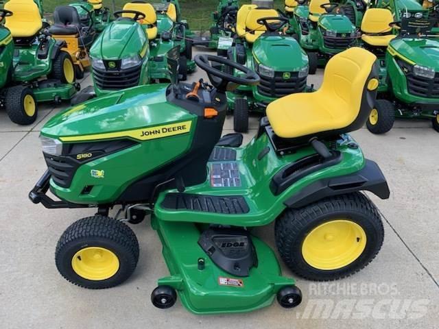 John Deere S180 コンパクトトラクター