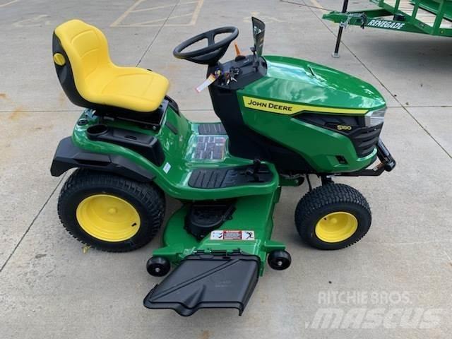 John Deere S180 コンパクトトラクター