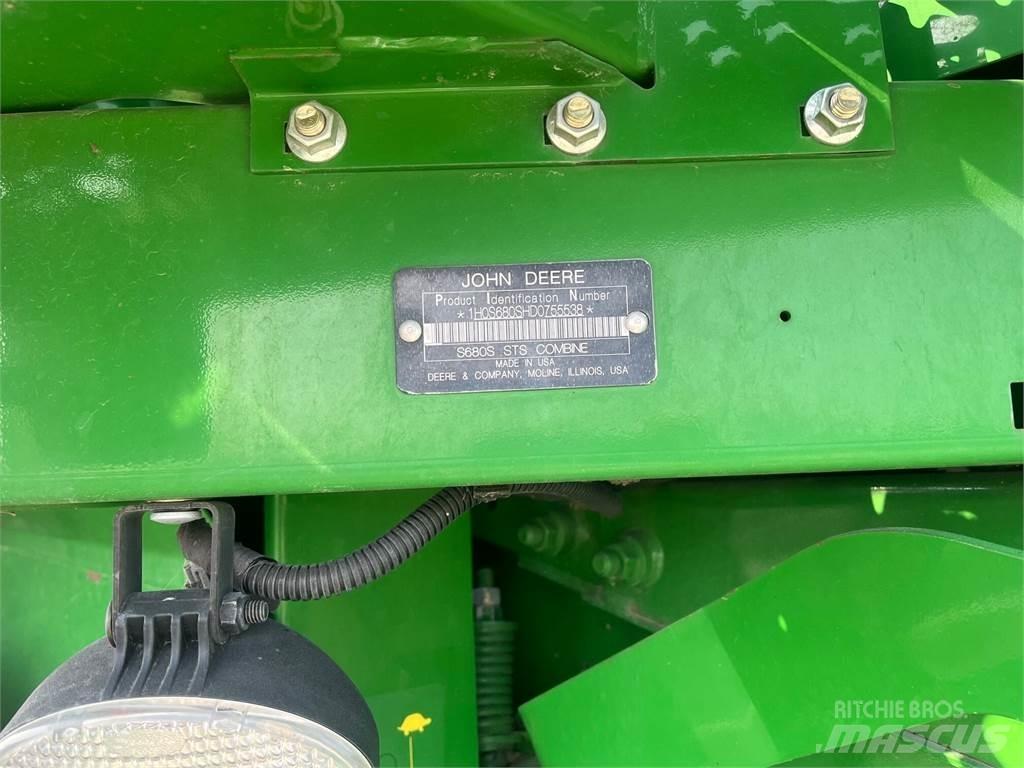 John Deere S680 コンバイン