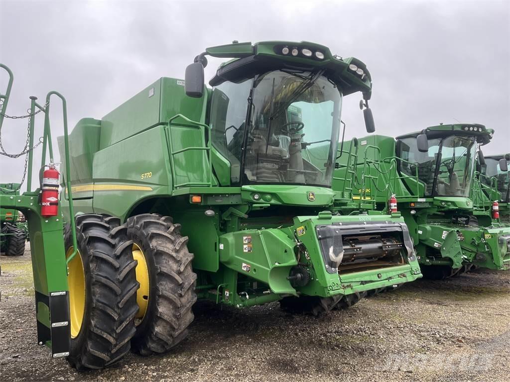 John Deere S770 コンバイン