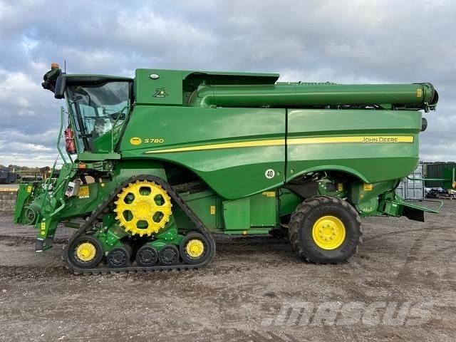 John Deere S780 コンバイン