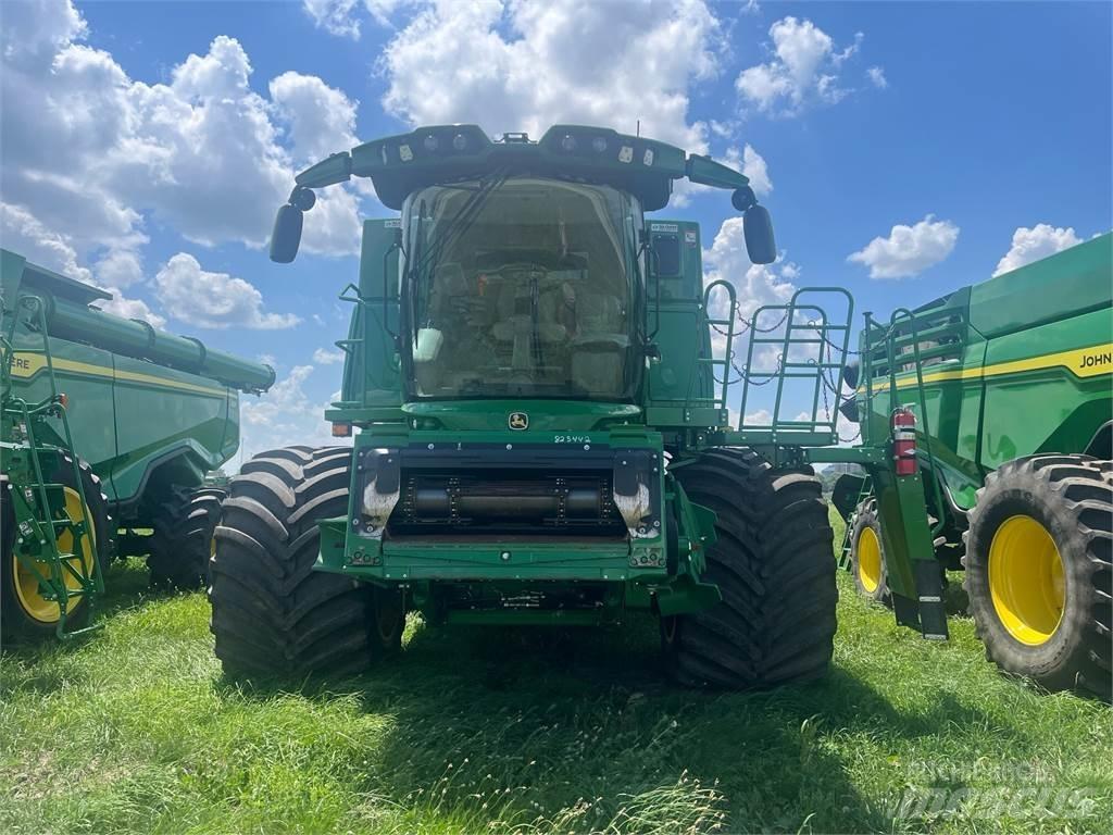 John Deere S790 コンバイン