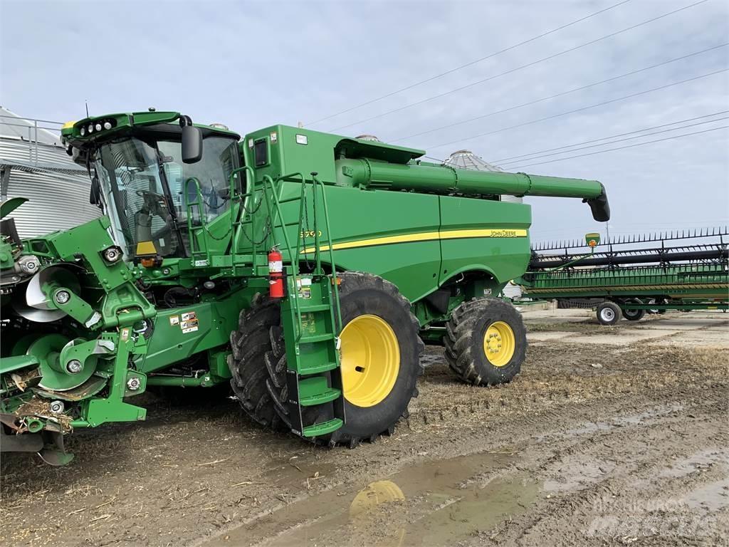 John Deere S790 コンバイン