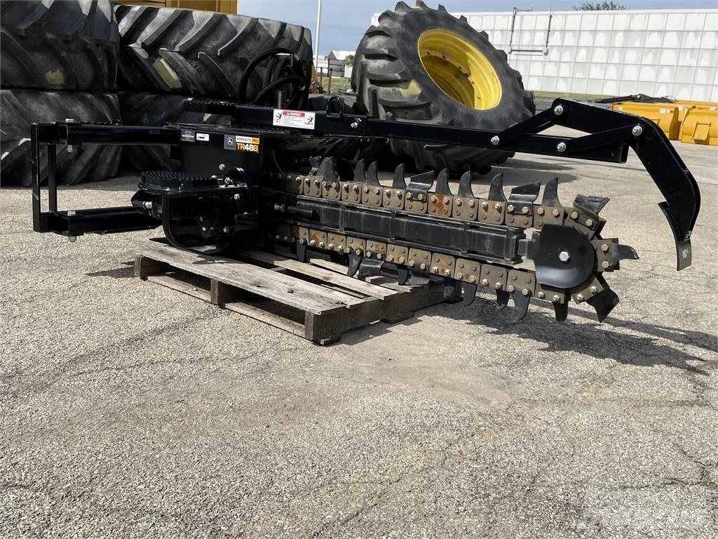 John Deere TR48B グランド整備機械-その他