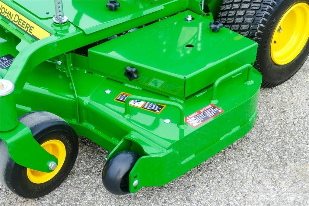 John Deere W48R 歩行型芝刈り機