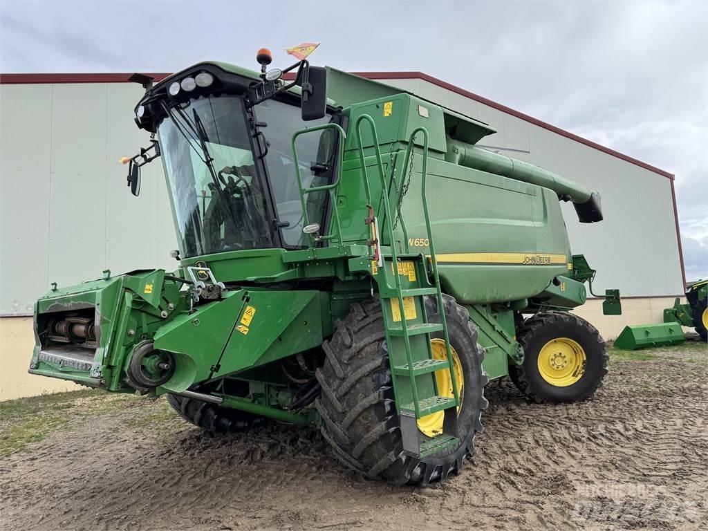 John Deere W650 コンバイン