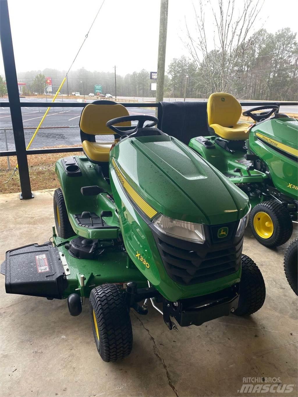 John Deere X330 コンパクトトラクター