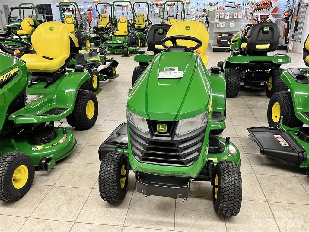 John Deere X370 コンパクトトラクター