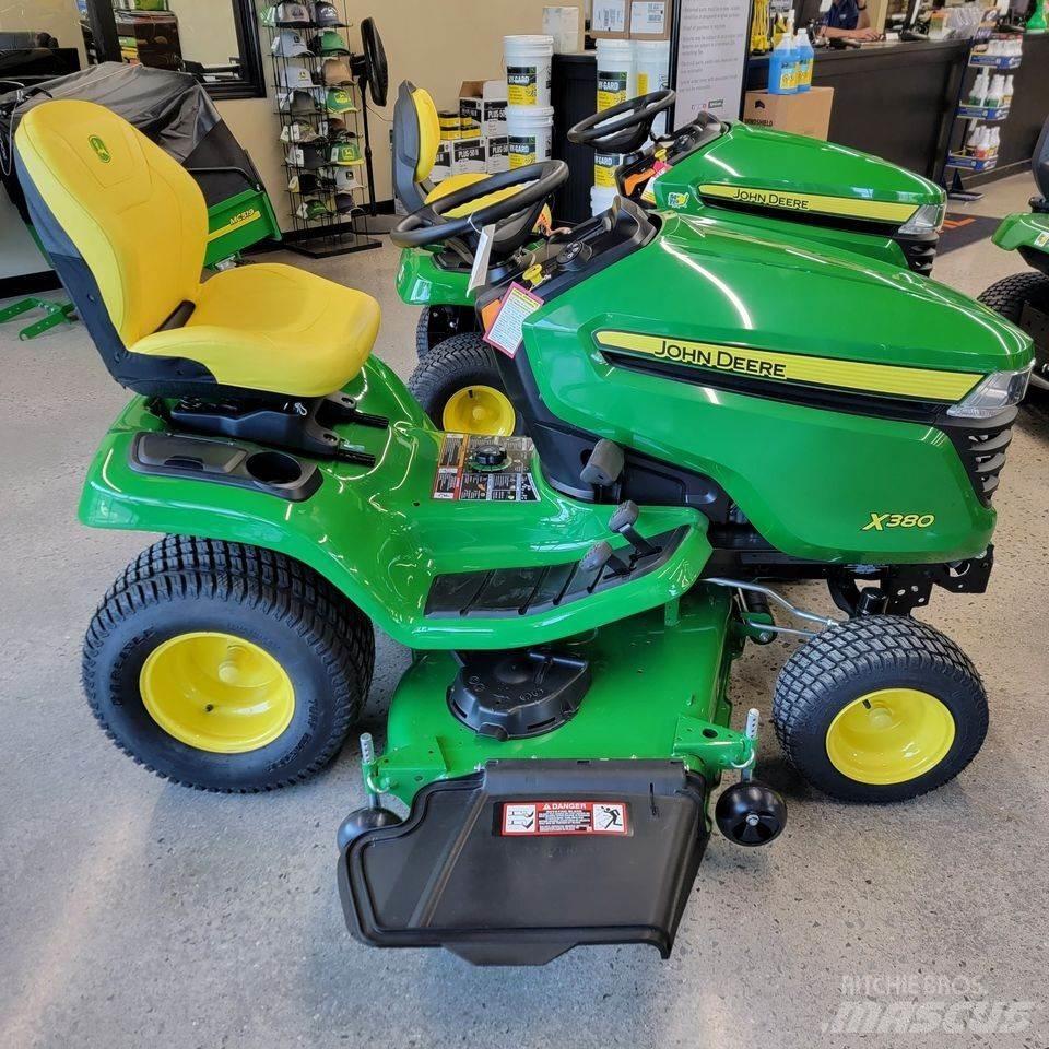John Deere X380 コンパクトトラクター