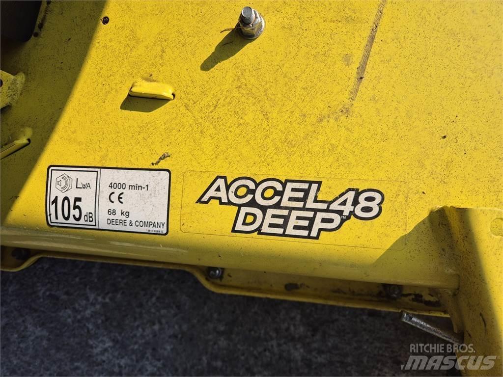 John Deere X380 コンパクトトラクター