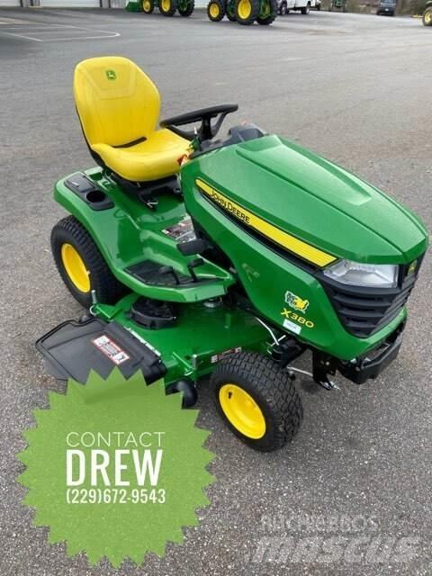John Deere X380 コンパクトトラクター
