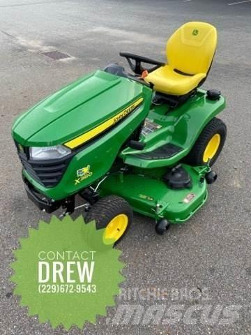 John Deere X380 コンパクトトラクター