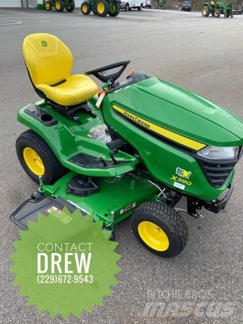 John Deere X380 コンパクトトラクター
