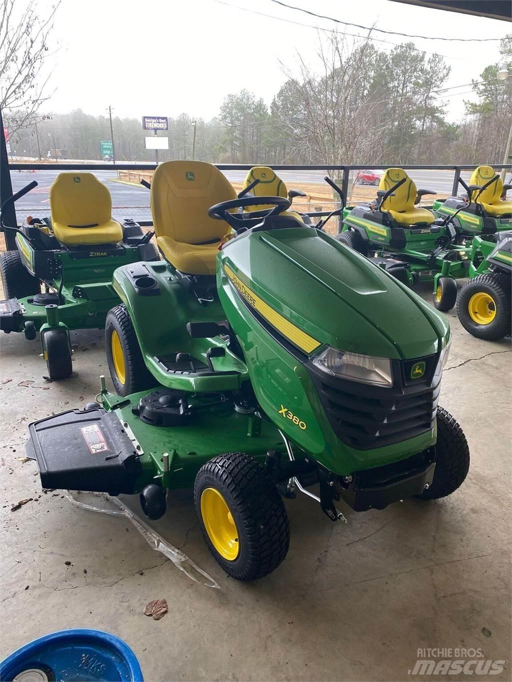 John Deere X380 コンパクトトラクター