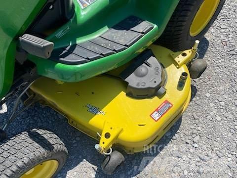 John Deere X380 コンパクトトラクター