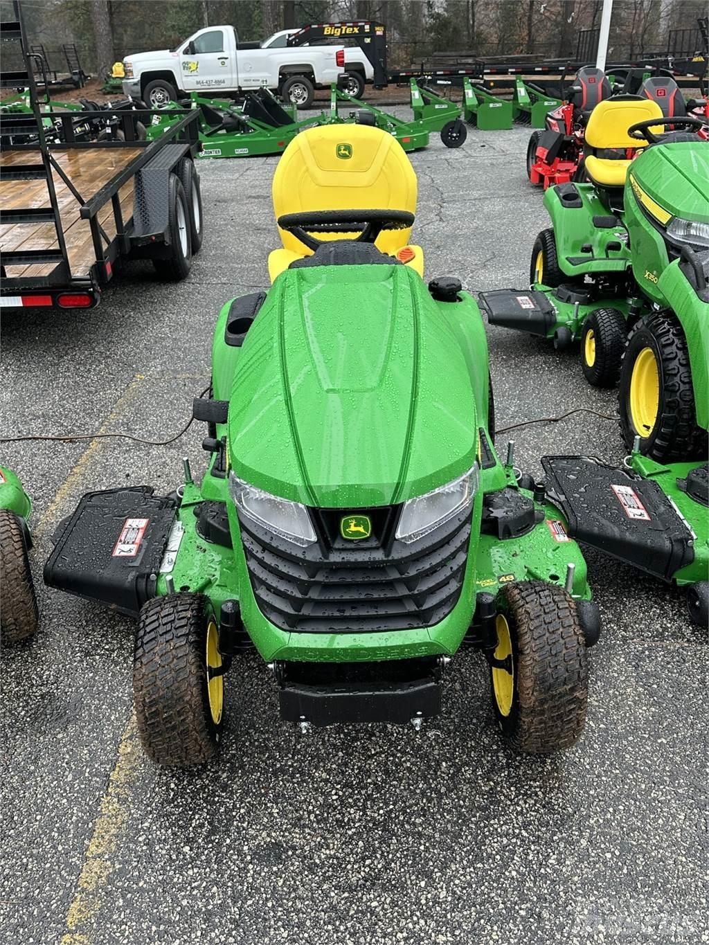 John Deere X390 コンパクトトラクター