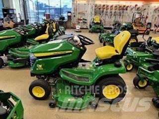 John Deere X390 コンパクトトラクター