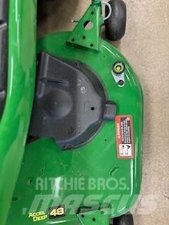 John Deere X390 コンパクトトラクター