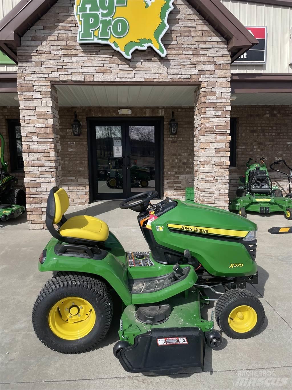 John Deere X570 コンパクトトラクター